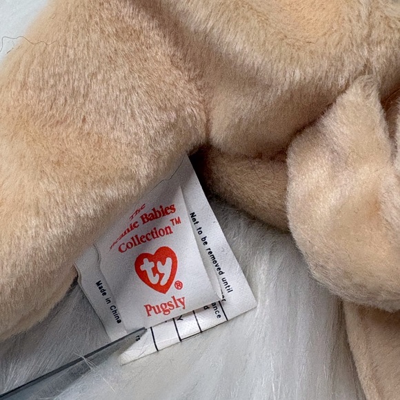 Ty Beanie Baby Pug with Tan and Black Fur “Pugsly”1996 - Picture 5 of 6